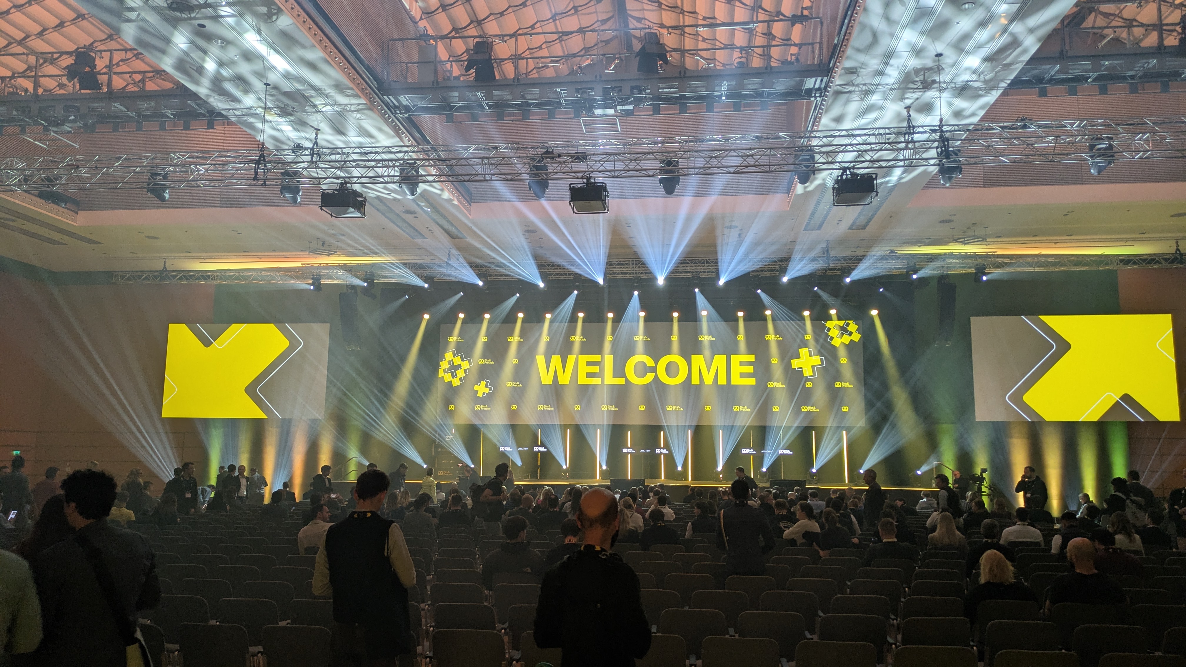 Rubin and Eraldo at the bits and pretzels event